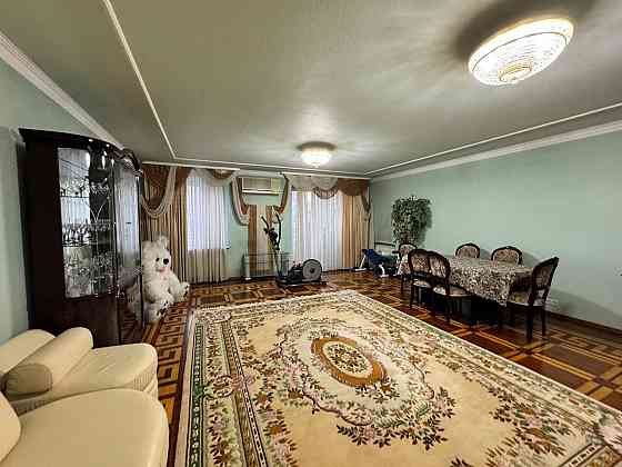 Продам отличную 5 к.кв в кирпичном доме новострой Вода 24.7 Бак и бойоер Донецк