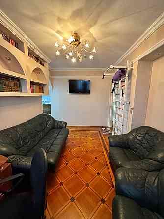 Продам отличную 5 к.кв в кирпичном доме новострой Вода 24.7 Бак и бойоер Донецк