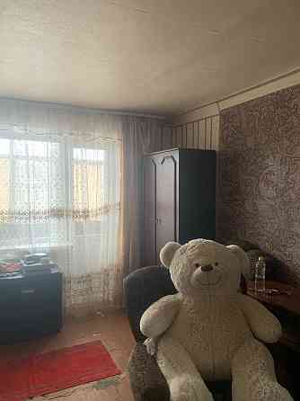 Продается светлая 3-комнатная квартира в тихом кирпичном доме. пгт Карло-Марксово Енакиево