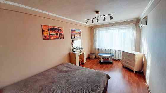 Продам отличную 2-ком квартиру. Донецк. Ремонт. Остается все. Донецк