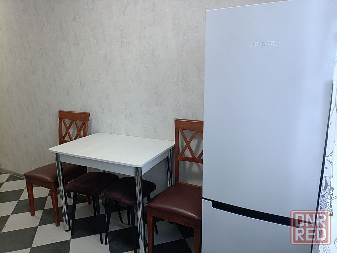 Предлагается в аренду однокомнатная квартира, расположенная в Пролетарском районе, щетинина Донецк - изображение 1