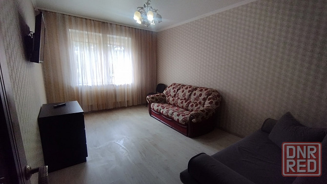 Сдаётся на длительный срок однокомнатная просторная и солнечная квартира в Пролетарском районе Донецк - изображение 5