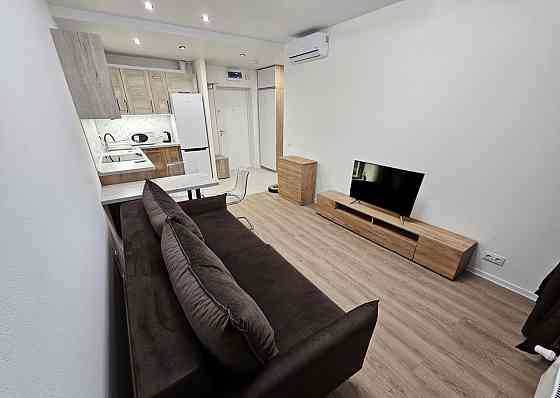 Идеальная студия в Куйбышевском районе, пл. Бакинских Комиссаров Донецк