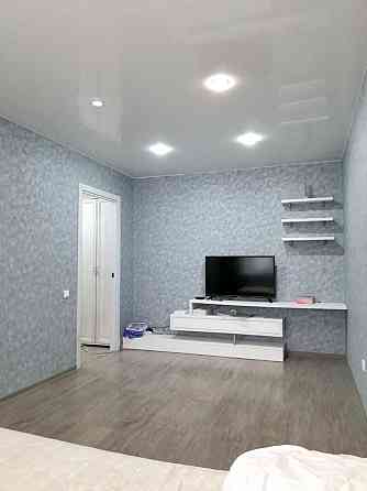 Двухкомнатная квартира, Ленинский проспект 11, в районе Цирка. Донецк