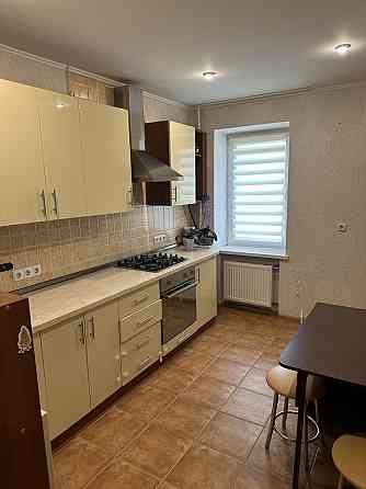 Предлагается в аренду однокомнатная квартира повышенной площади, расположенная в Калининском районе. Донецк