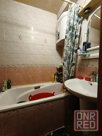 Продам 3х комнатную квартиру Калининский район проспект Ильича Донецк - изображение 2