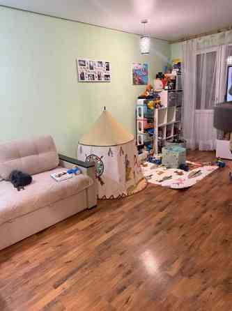 Продажа уютной двухкомнатной квартиры-студии в Калининском районе, бул.Шахтостроителей. Донецк