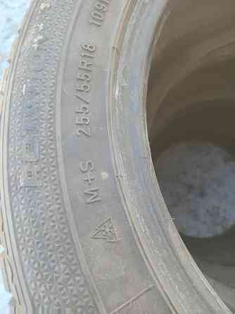 Продаю комплект зимней резины 255 55 18 Донецк