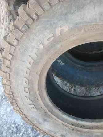 Продаю грязевую резину 305 70 16 Донецк