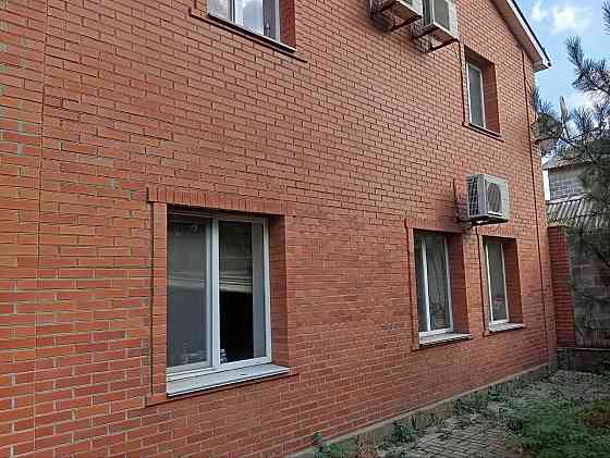 Продам шикарный 2-х этажный дом в Ленинском р-н ориентир рембыттехника Донецк