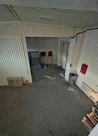 Капитальное строение +большая закрытая территория, ориентир п.Красная Звезда Макеевка