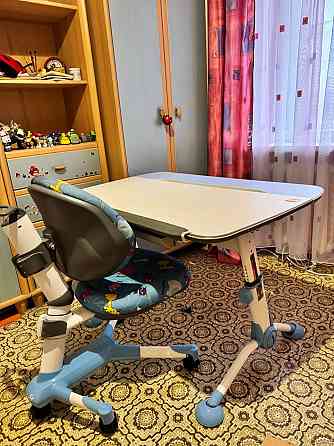 Продам стол письменный с стулом Донецк
