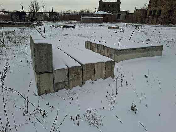 Продам бетонные блоки Макеевка