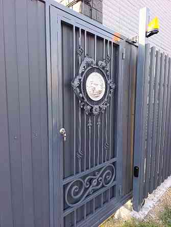 Ворота откатные жалюзи, роллетного типа.Ворота под ключ Донецк Макеевка Донецк