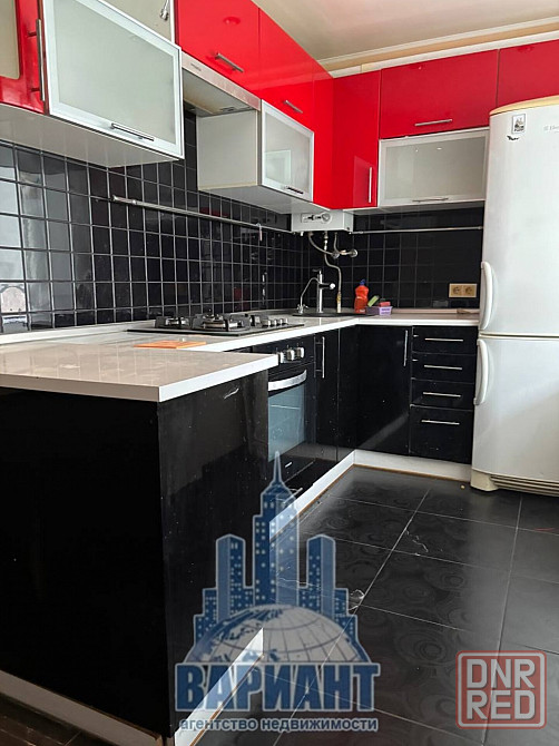 Продажа 2-комнатной квартиры студии, 4/5, в г.Макееака, кв-л Металлург Макеевка - изображение 3