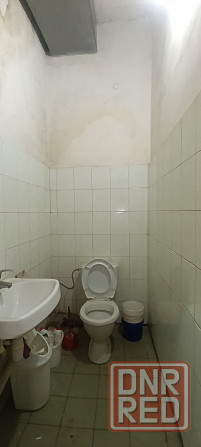 Сдам торговую площадь 130 м². Отдельный вход. Парковка. Первая линия, ул. Артёма. Центр. Донецк - изображение 7