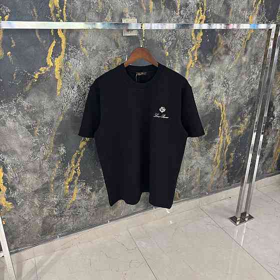 Мужская футболка от бренда LORO PIANА Донецк