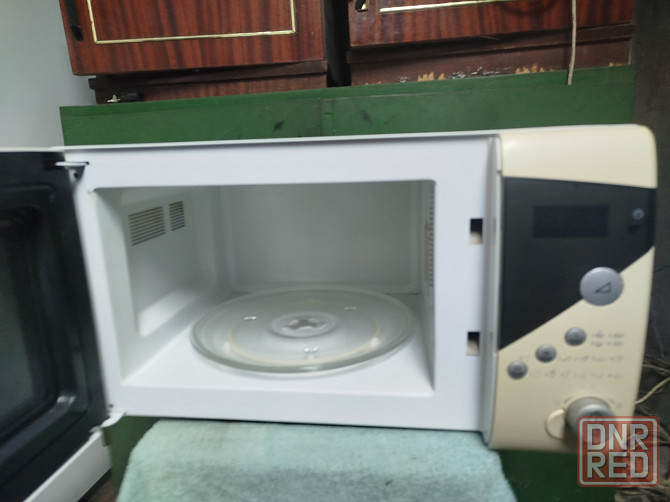 Микроволновая печь Electrolux Донецк - изображение 3