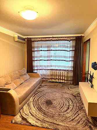 Продам двух комнатную квартиру в Центре. Донецк