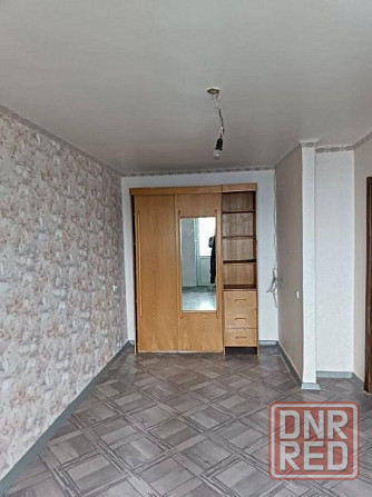 уютная однокомнатная квартира в Калининском районе по ул Хлюпина, ориентир парк отдыха Роща Донецк - изображение 1