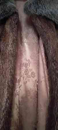 Натуральная женская шуба из нутрии в идеальном состоянии Донецк