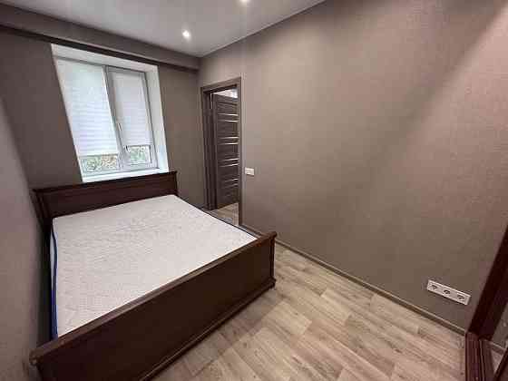 Сдам двухкомнатную квартиру расположенную в Ленинском районе. Донецк