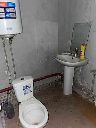 Сдаётся в аренду здание с автобоксами и офисом Макеевка