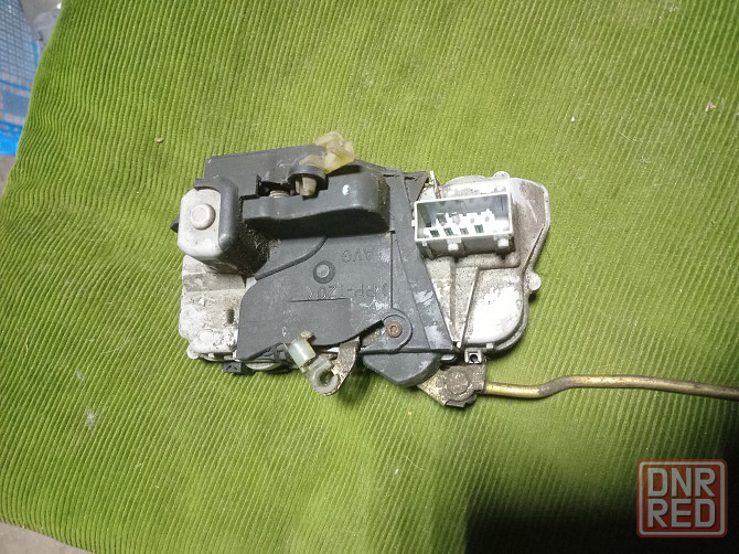 Продаю механизм замка н а водительскую дверь на ладу калина Донецк - изображение 1