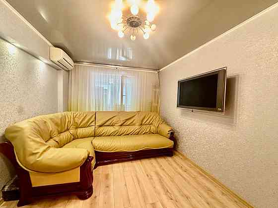 Диван кожаный Донецк