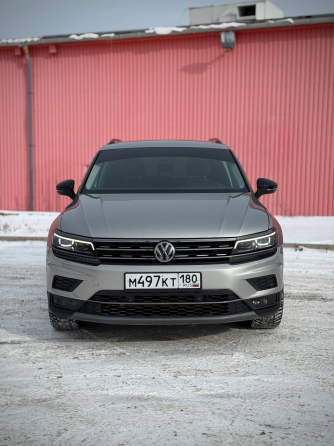 Продам Volkswagen Tiguan 4x4 Донецк