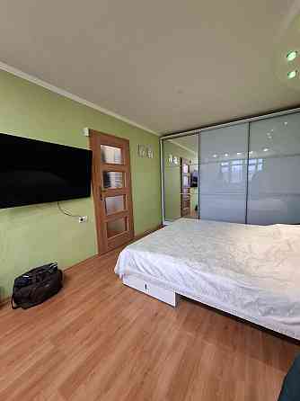 Продам 3х ком. квартиру 8/9, 59 м2. Ленинский проспект 25. Цирк. Донецк