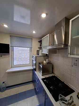 Продам 3х ком. квартиру 8/9, 59 м2. Ленинский проспект 25. Цирк. Донецк