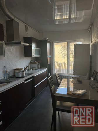 Продам дом в городе Луганск район 33 школы Луганск - изображение 1