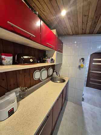 3 к квартира на земле. Калининский р-н, 7 школа Донецк