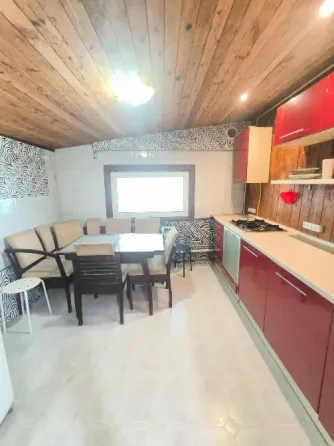 3 к квартира на земле. Калининский р-н, 7 школа Донецк