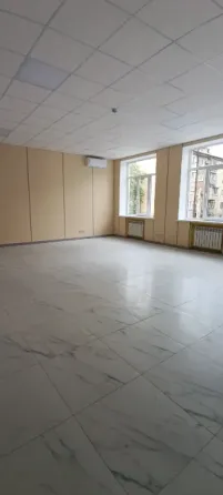 Сдам в аренду офисы в Калининском районе от 100 м² до 1000 м². Отдельно стоящее здание. Новый Ремонт Донецк