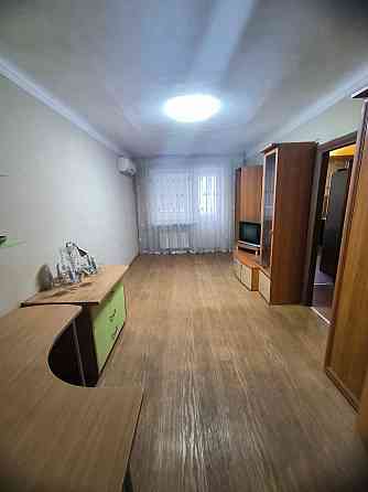 Центр, 2 комнаты, вода по расписанию Донецк