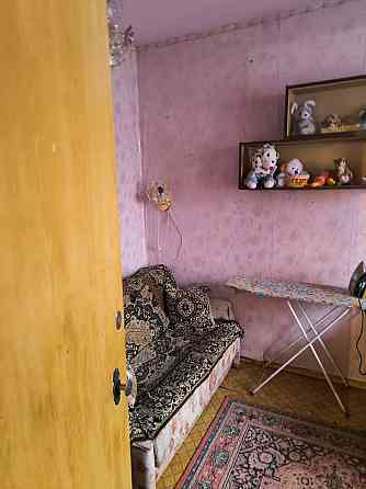 1 этаж свобода. 3 комнаты, 2 лоджии, школа за окном Донецк