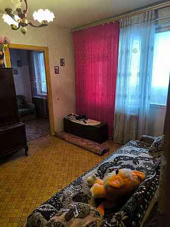 1 этаж свобода. 3 комнаты, 2 лоджии, школа за окном Донецк