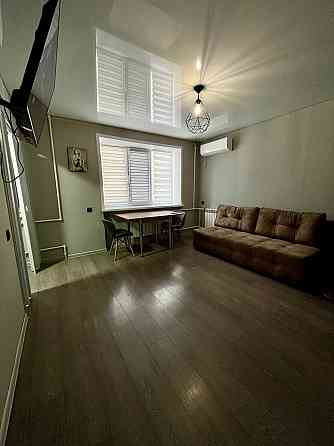 1 комнатная квартира ул.Бахчиванджи 10 Мариуполь