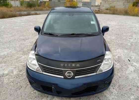 Продам Nissan Тиида 2008 г.в. 1.6 объём Донецк