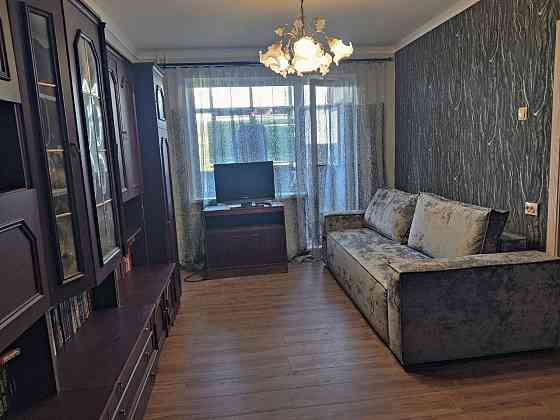 Сдаётся 2 комнатная квартира на Ленинградском, на долгий срок семье, или итр, только славянам. Мариуполь