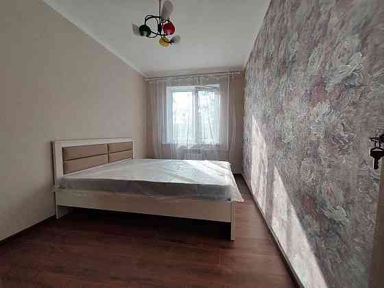 Сдаётся 2 комнатная квартира на Ленинградском, на долгий срок семье, или итр, только славянам. Мариуполь