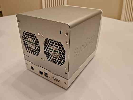 Файловое хранилище, NAS - сервер Synology DS411J Донецк