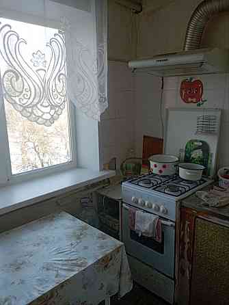 Продам 2к кв центр города Докучаевск