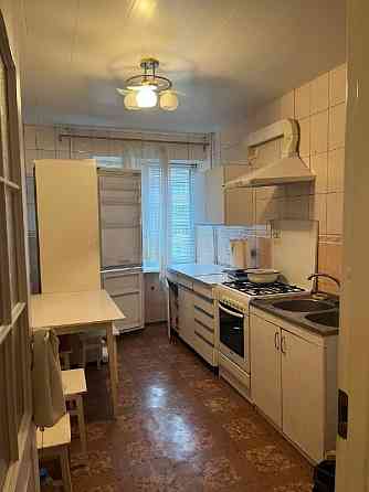 продается 4 к кв центр пл Ленина Донецк