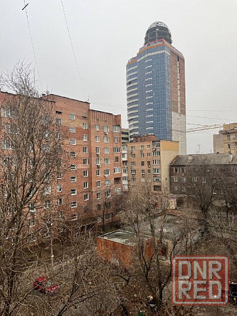 продается 4 к кв центр пл Ленина Донецк - изображение 1