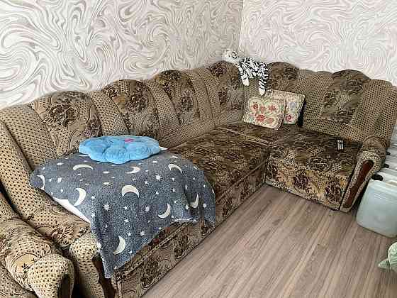 Отдам диван и кресло бесплатно Донецк