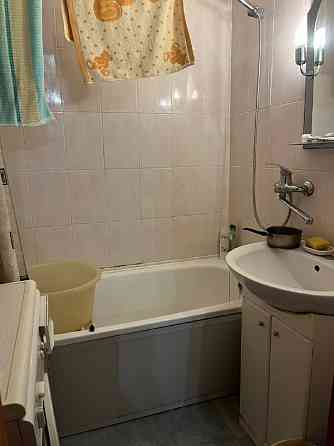 продается срочно 2 к кв Проходчиков конечная 4 Донецк