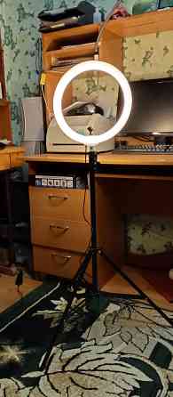 Лампа кольцевая rgb Донецк